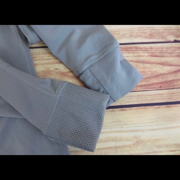 Lululemon Pullover - Picture 4 of 4